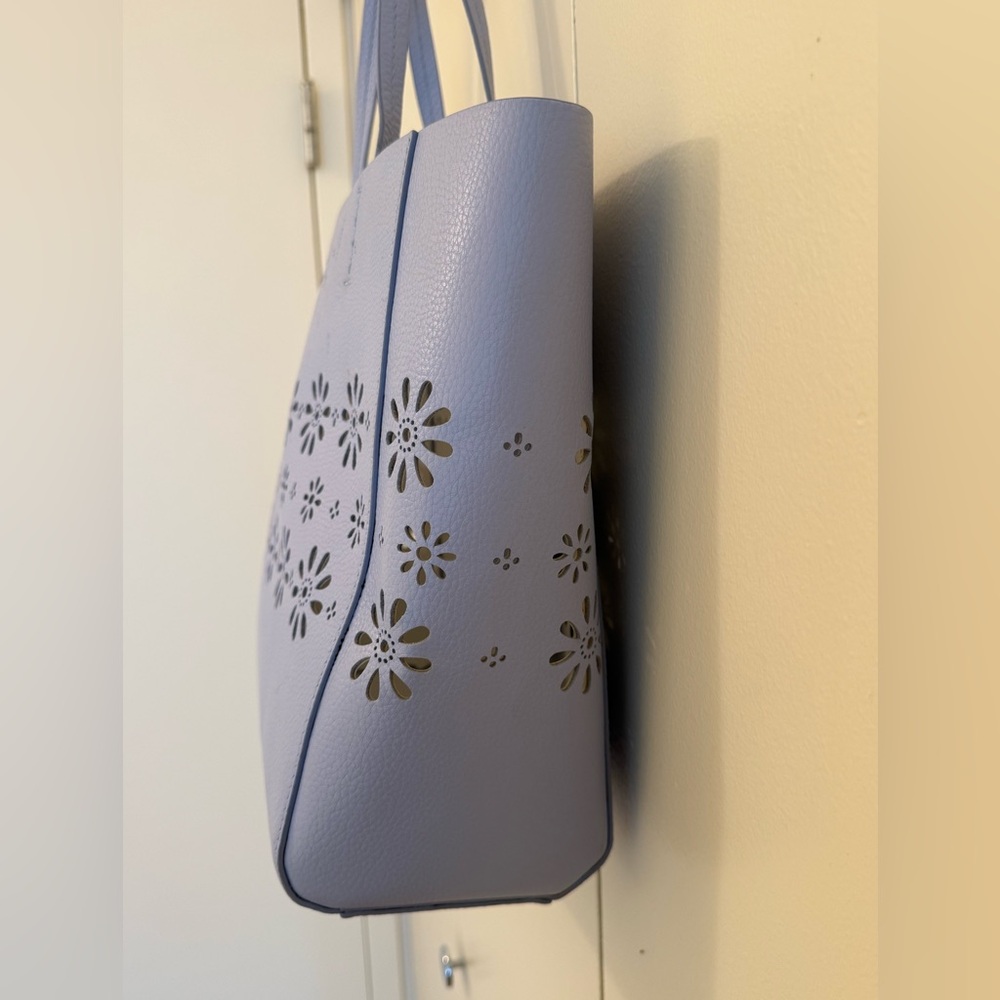 kate spade lavender perforated floral leather tote - Picture 4 of 10